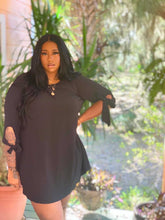Load image into Gallery viewer, Spring into Spring Black Dress Plus Size
